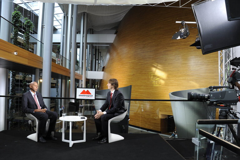 Fotografie 2: Edvard KOZUSNIK in an interview with Guillermo FARINAS (Sakharov Prize 2010)