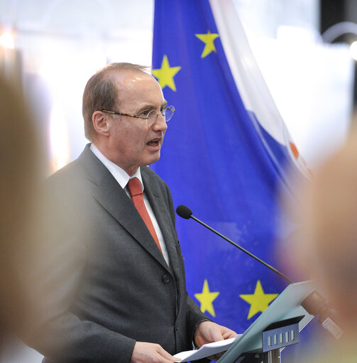 Suriet 11: Croatia Exhibition.  Official ceremony at the occasion of the Croatian Membership in the European Union: planting of an olive tree in the Gallery Nord Exhibition space