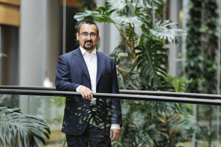 Zdjęcie 2: MEP Pavel POC in the European Parliament in Strasbourg