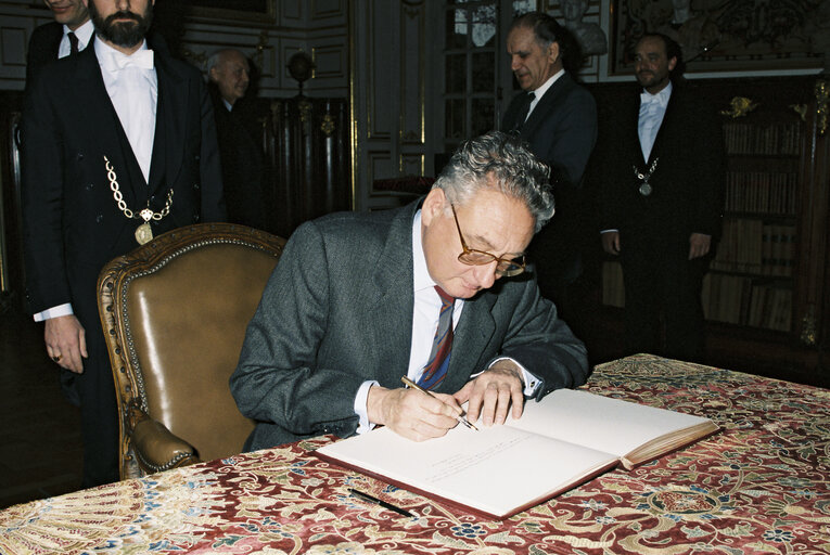 Foto 1: Arrival of new Spanish and Portuguese delegations, Reception at the Chateau des Rohan in Strasbourg