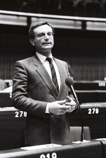 The MEP Klaus HANSCH during a session in Strasbourg on April 1980.