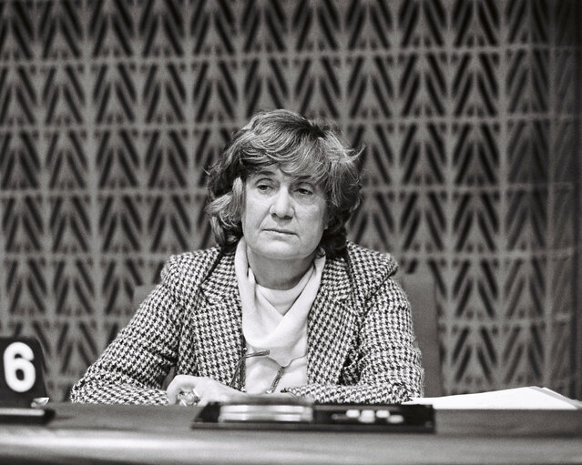 Valokuva 7: The MEP Maria Antonietta MACCIOCCHI during a session in Strasbourg in May 1981.