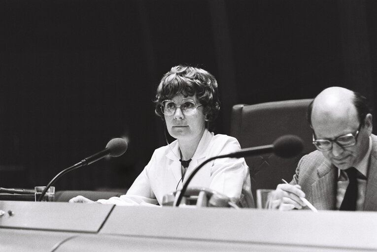 Suriet 46: The European Parliament Vice President Danielle de MARCH during a session in Strasbourg in April 1980.