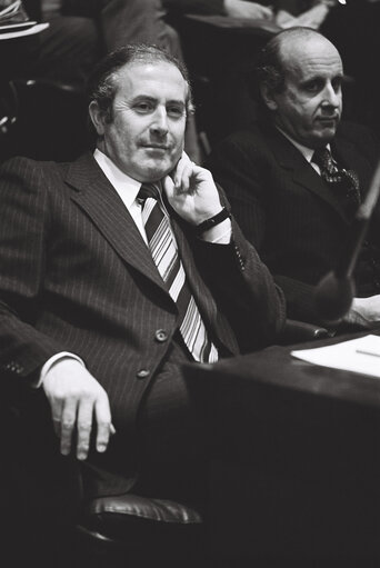 Commission Jenkins in plenary session in Luxembourg on January 1977