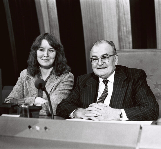 Снимка 6: The European Parliament Vice President Marcel Albert VANDEWIELE during a session in Strasbourg in October 1980.