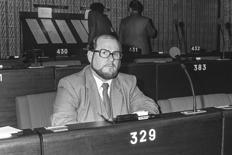 Fotografija 22: Portrait of MEP Roland MARCHESIN during the plenary session in Strasbourg