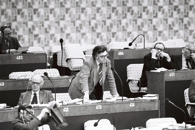 Φωτογραφία 33: The MEP Sven SKOVMAND during a session in Luxembourg in February 1981.