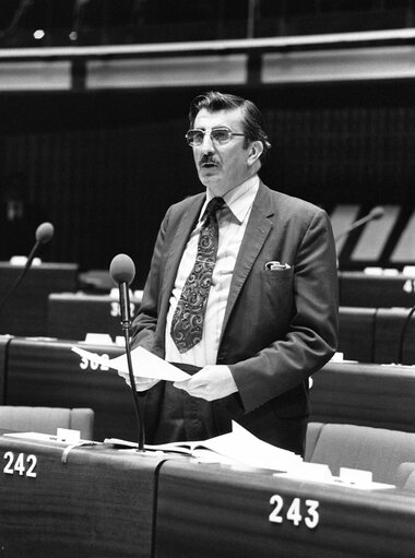 The MEP Edward T. KELLETT-BOWMAN during a session in Strasbourg in May 1980.