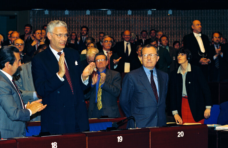 Fotografia 8: Plenary session in Strasbourg - Vote on the enlargement of the European Union for Norway, Austria, Finland, and Sweden