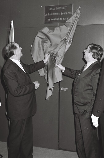 Inauguration room Jean Monnet on November 16, 1988.