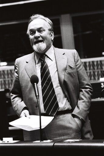 The MEP Francescopaolo D'ANGELOSANTE during a session in Strasbourg in May 1980.