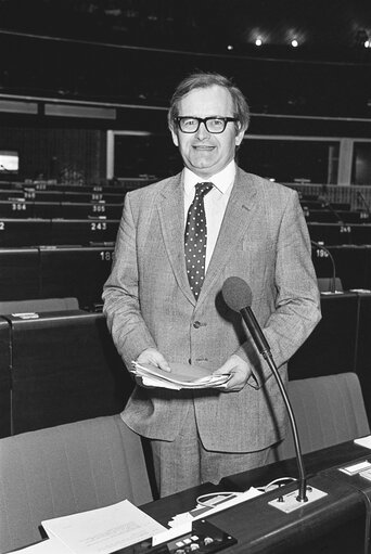 Portrait of MEP John Leslie MARSHALL during the plenary session in Strasbourg.