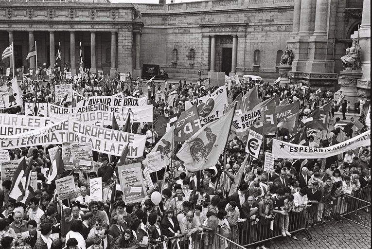 Nuotrauka 5: Demonstration on the Future of Europe in Brussels on June 6, 1987.