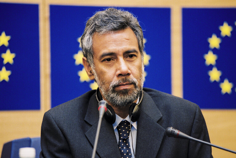 Suriet 18: Sakharov Prize 1999: Press Conference of Sakharov's winner Jose Alexandre Xanana GUSMAO