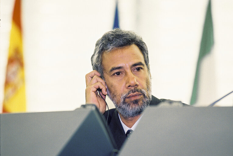 Fotografija 11: Sakharov Prize 1999: Plenary Session with Sakharov's winner Jose Alexandre Xanana GUSMAO