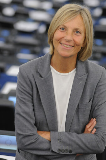 Foto 4: Marielle DE SARNEZ in plenary session in Strasbourg.