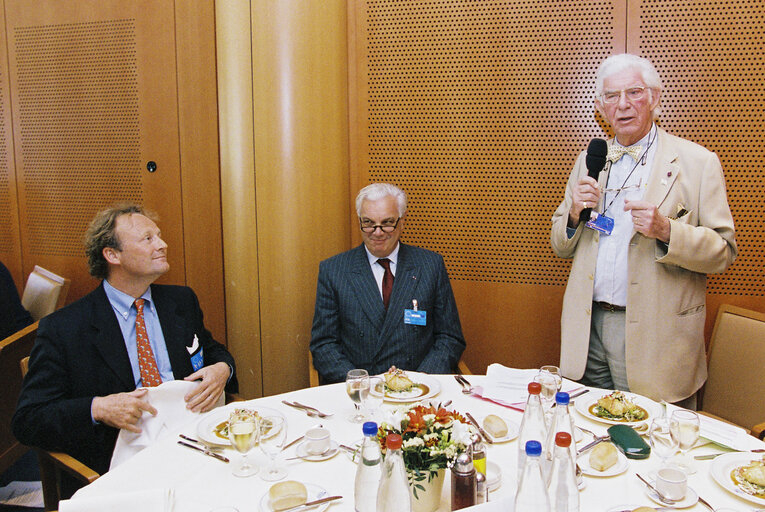 Fotografie 1: MEPs meet with the Belgian Enterprises Federation ( VBO / FEB )