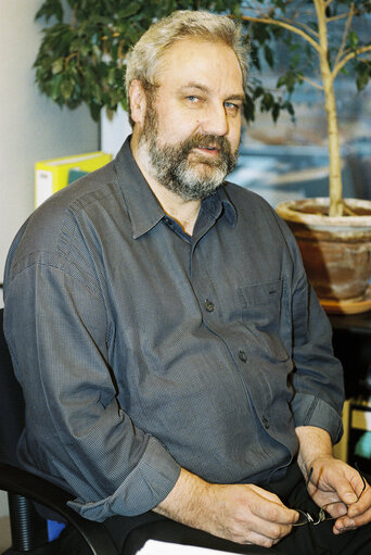 Foto 1: MEP Bernhard RAPKAY at the European Parliament