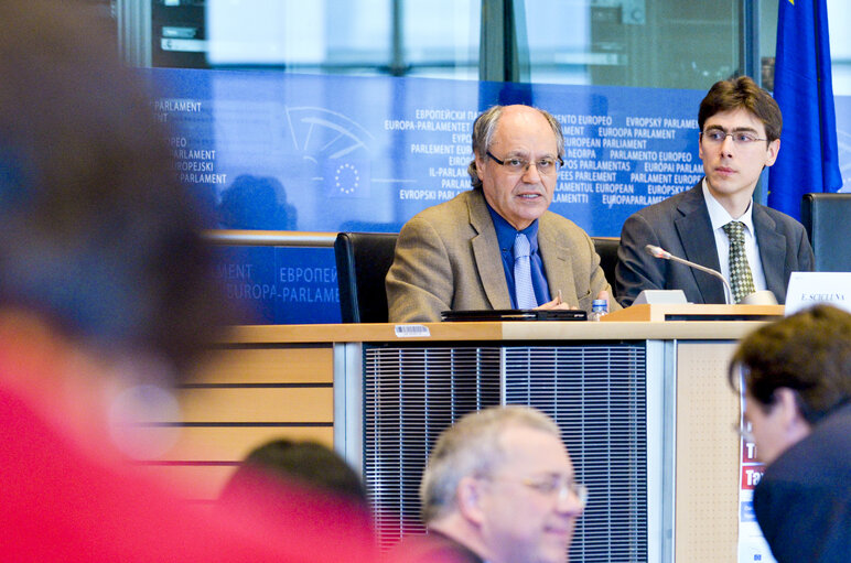 Foto 4: ECON Committee meeting