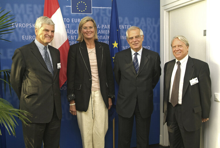 EP President meets with the Minister for Foreign Affairs of Austria.