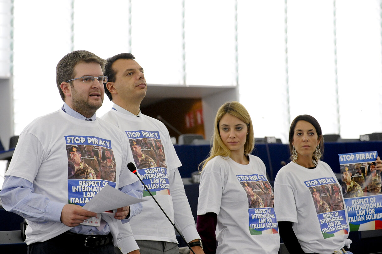 Plenary Session week 11 - 2012 Italian Meps wearing Tee-Shirt Stop Piracy