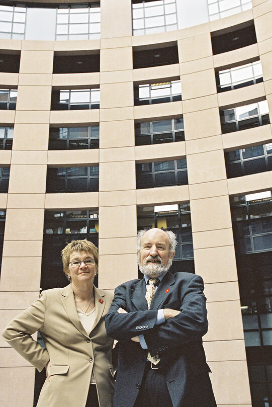 MEPs Ewa HEDKVIST PETERSEN and Phillip WHITEHEAD in front of the European Parliament in Strasbourg