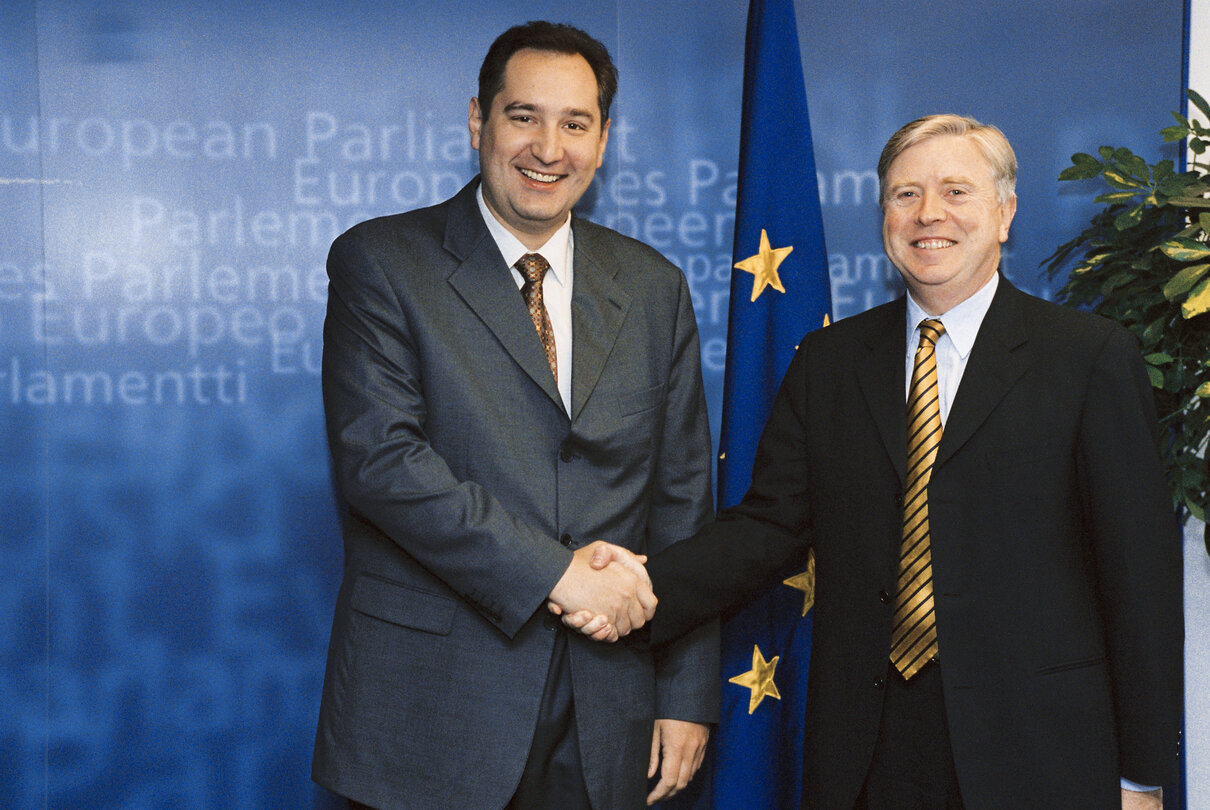 Pat COX - EP President meets with Dmitri ROGOZIN