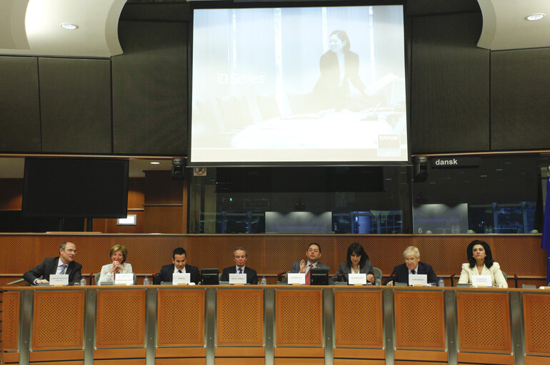 Photo 1 : Inauguration of the Cooperation between RAI and EuroparlTV