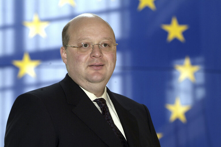 Portrait of MEP Alexander RADWAN in Strasbourg