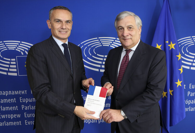 Foto 1: Antonio TAJANI - EP President meets with Arnaud DANJEAN