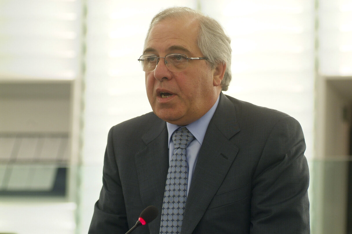 Jose Albino SILVA PENEDA in plenary session in Strasbourg.