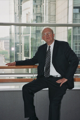 Photo 1: Jan MULDER at the EP in Brussels.