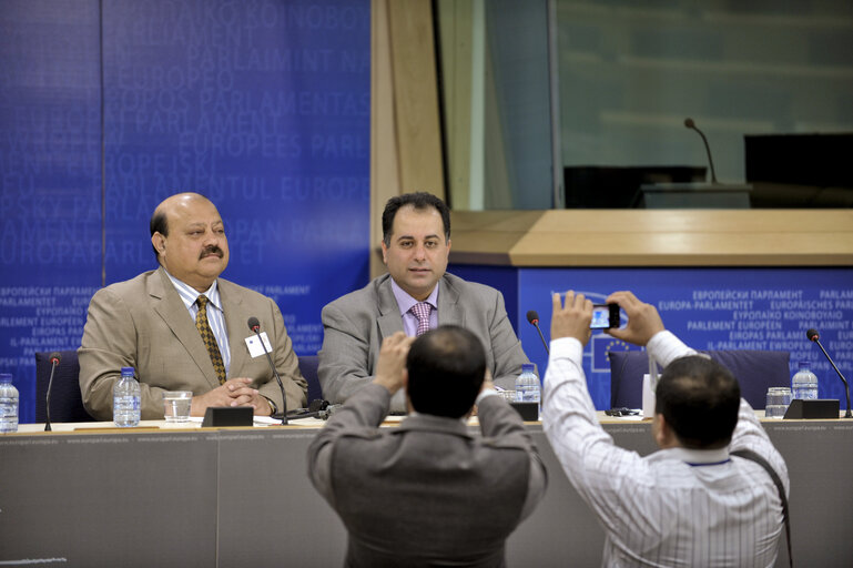 Φωτογραφία 11: Press Conference on the current situation in Kashmir