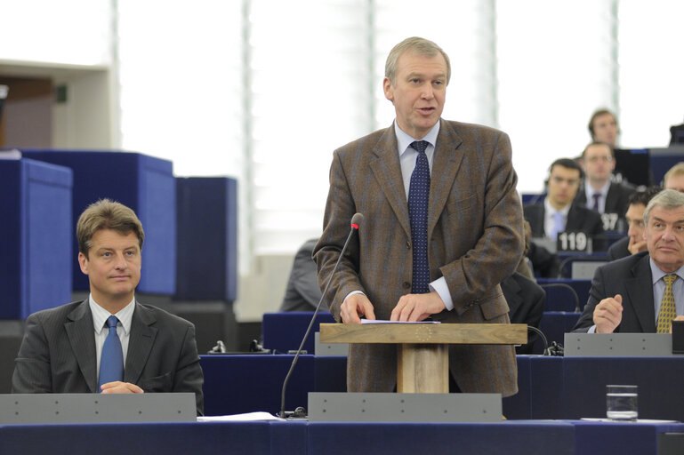 Photo 9 : Plenary session in Strasbourg - Review of the Belgian presidency of the Council - Council and Commission statements