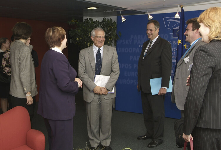 Foto 1: EP President meets with the Minister for European Affairs of Finland.