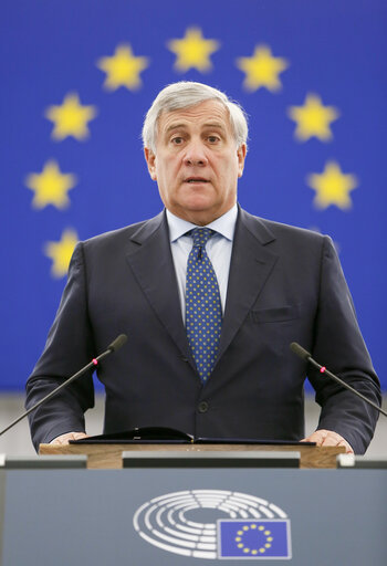 Zdjęcie 10: Antonio TAJANI - EP President in plenary session Week 40 2017 in Strasbourg