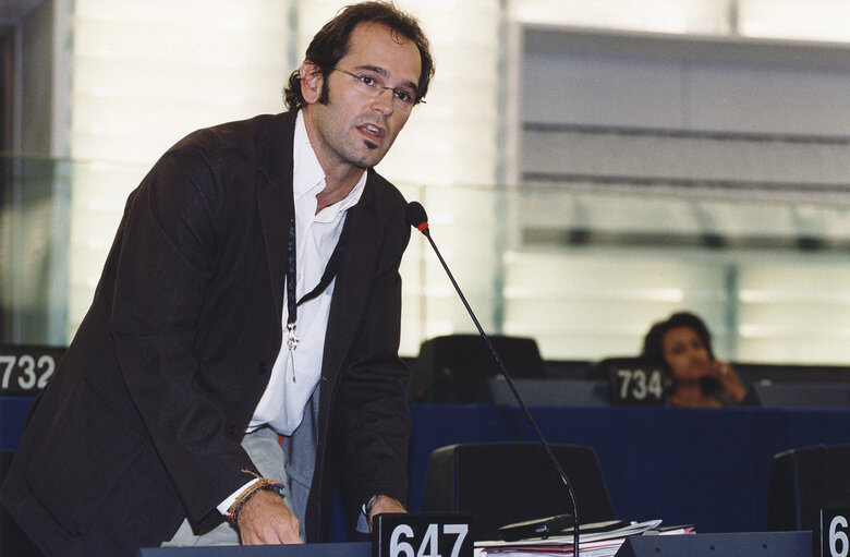 Zdjęcie 1: Raul ROMEVA i RUEDA in plenary session in Strasbourg.