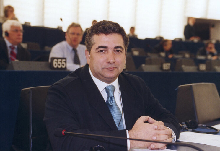 Suriet 1: Juan Manuel FERRANDEZ LEZAUN in Plenary Session in Strasbourg.