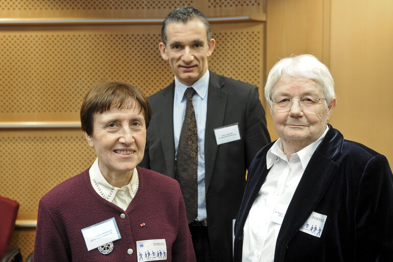 Photo 14: Towards a Gender-Balenced Science Culture to Foster-Innovation