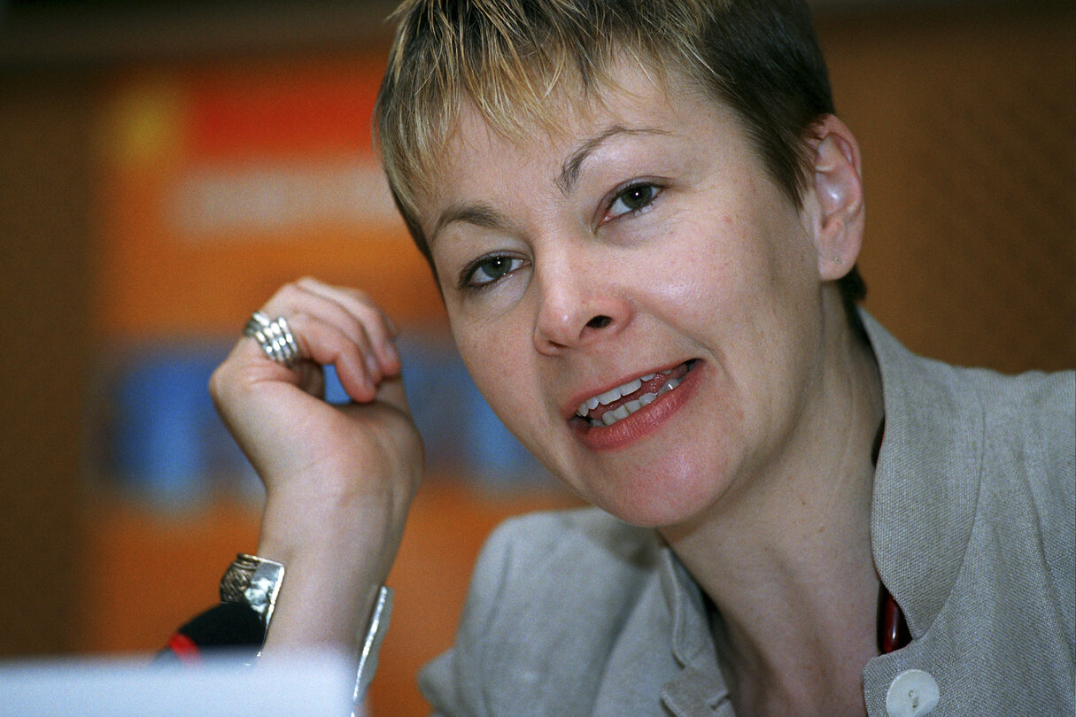 Caroline LUCAS in a meeting at the EP in Strasbourg.