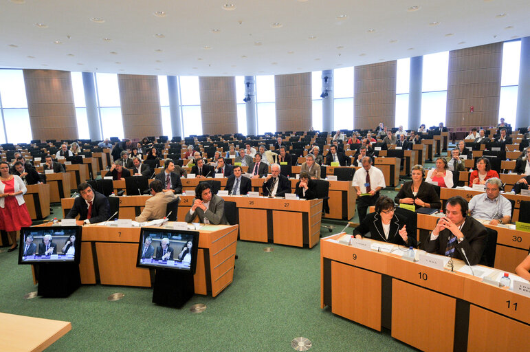 Foto 4: CONT committee constituent meeting for the 7th Parliamentary Term.