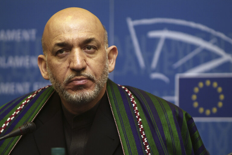 Fotografie 8: Press conference by the President of Afghanistan following the signature of a joint EU-Afghan declaration.