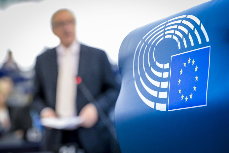 Foto 2: Antonio TAJANI - EP President in plenary session Week 43  2017 in Strasbourg - Conclusions of the European Council meeting of 19 and 20 October 2017