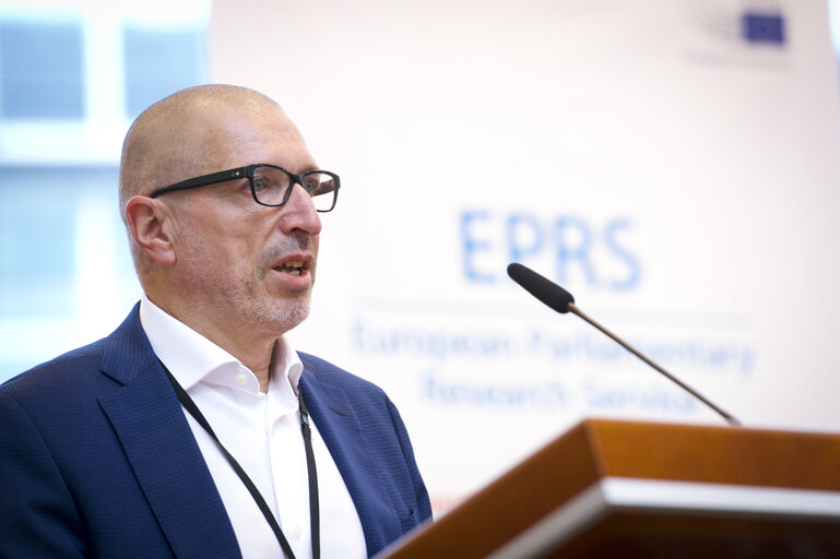 EPRS Roundtable: ' The European Council: What makes the agenda and why? '