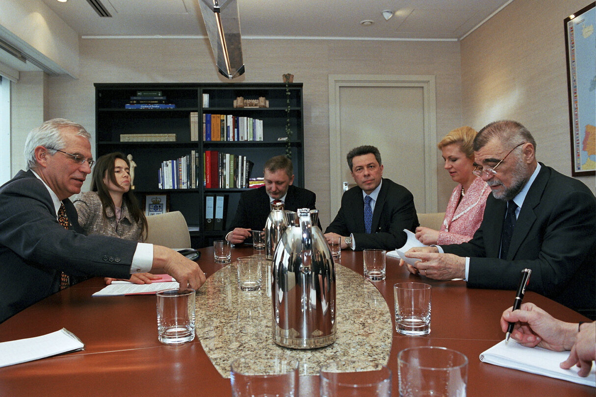 EP President meets with the President of Croatia.