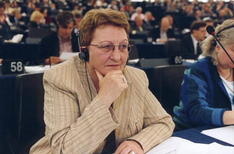 Zdjęcie 1: Nelly MAES in Plenary Session in Strasbourg.