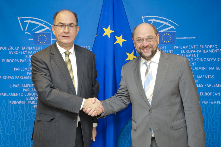 Снимка 2: Martin SCHULZ, EP President meets with Georgios PAPASTAMKOS, EP Vice President