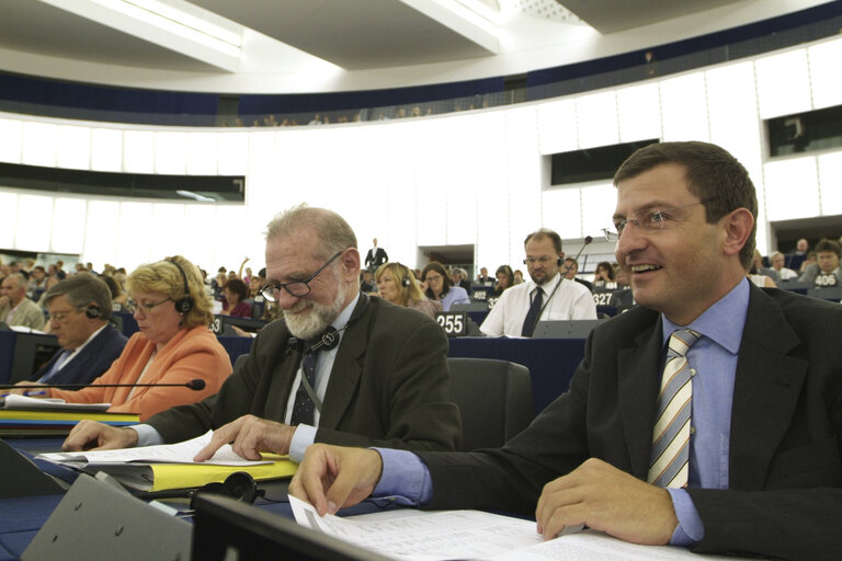 Foto 3: Ignasi GUARDANS CAMBO in plenary session in Strasbourg.