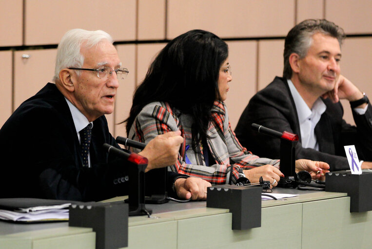 Foto 7: Laureates of a contest organised by the European Parliament Office in Italy