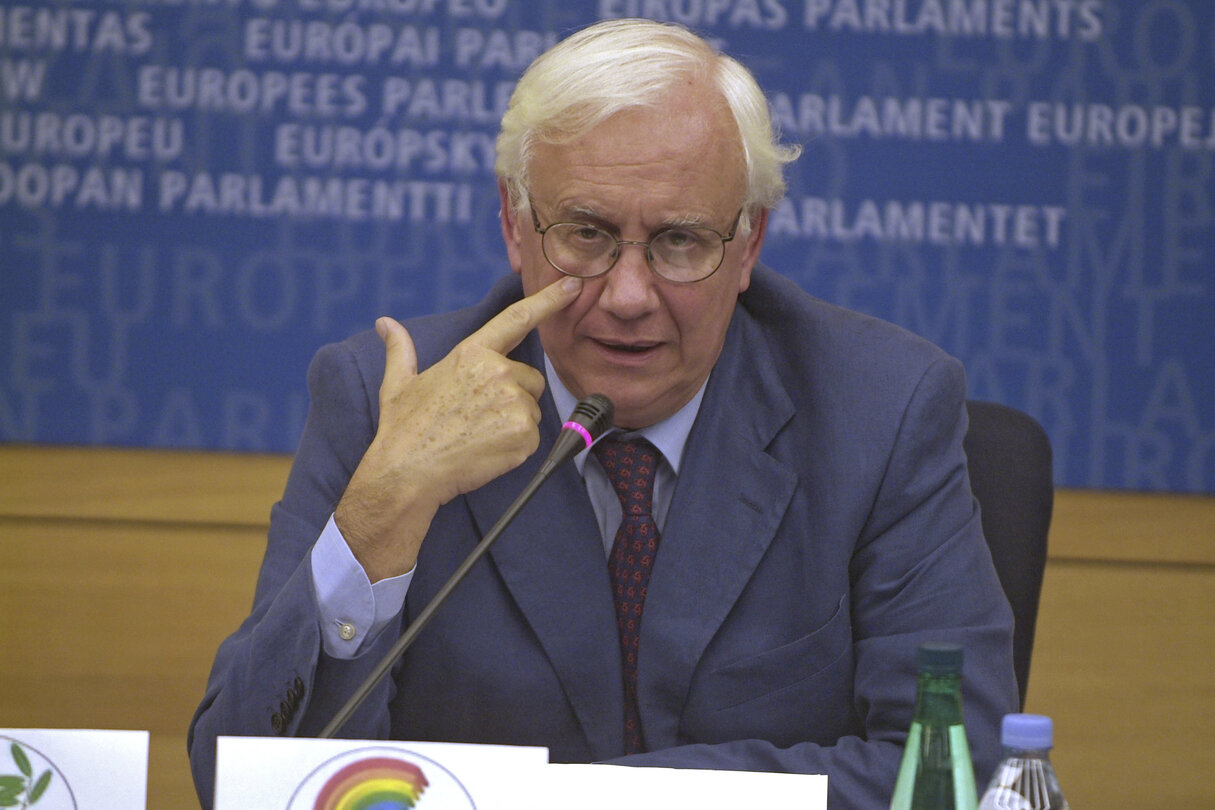 Press conference with Paolo COSTA at the EP in Strasbourg.